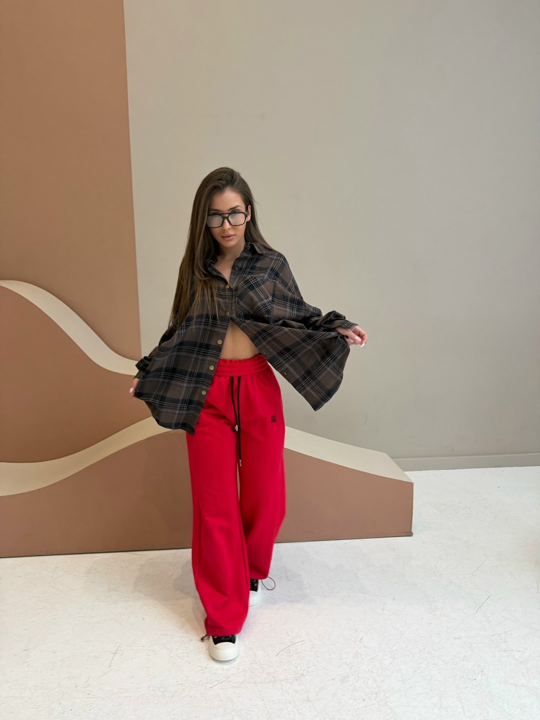 рубашка в клетку оверсайз на кнопках,рубашка в клетку оверсайз удлиненная 2e_brand,рубашка женская в клетку оверсайз,рубашка оверсайз в клетку удлиненная на пуговицах,рубашка в клетку оверсайз удлинен