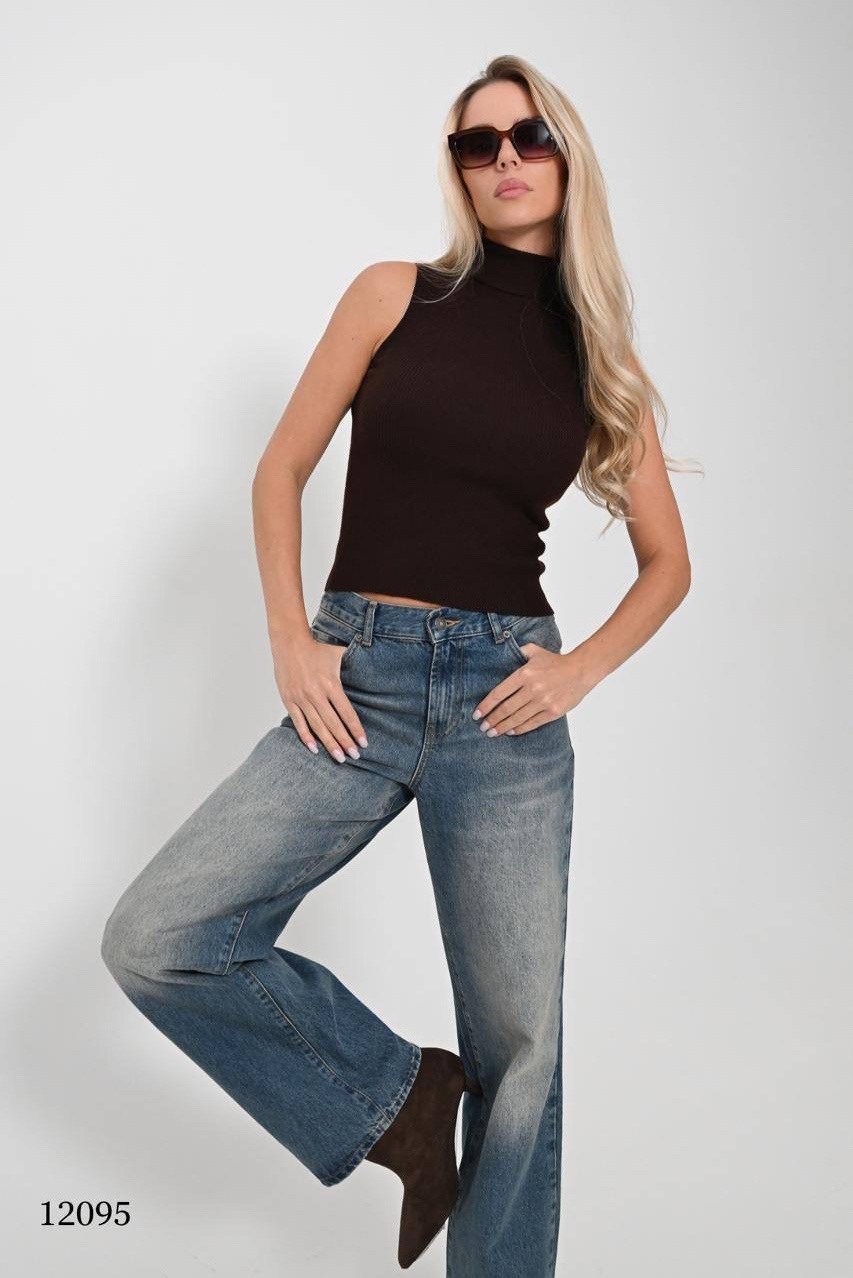 джинсы женские,майка женская,стильные джинсы,прямые джинсы