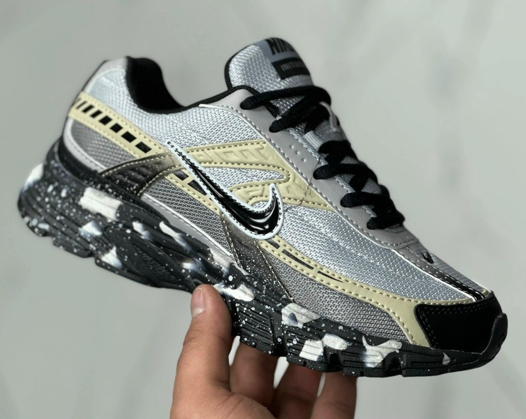 кроссовки nike initiator,кроссовки nike,мужские беговые кроссовки nike initiator,кроссовки для бега initiator мужчин с низким верхом красные черные серебристые nike,nike initiator кроссовки мужчины