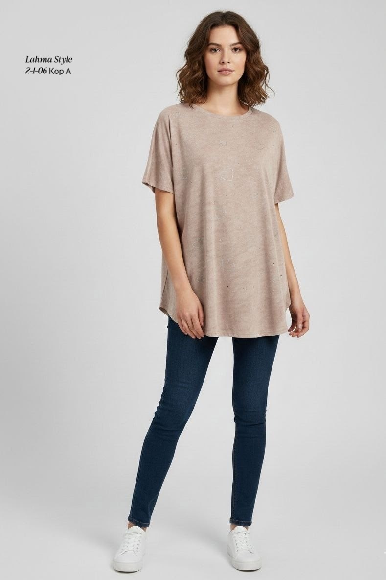 женская футболка оверсайз,футболки женская,футболка женская со стразами оверсайз,футболки оверсайз,футболка оверсайз с сердцами