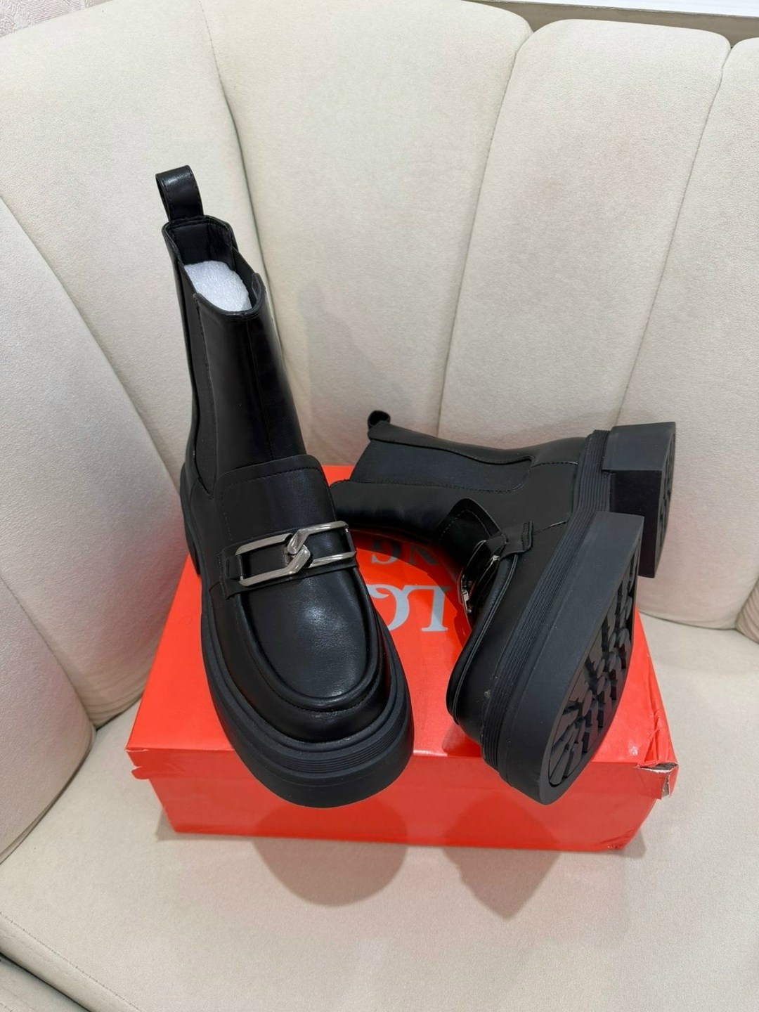 ,женские ботинки, женская,ботинки,модные женские ботинки