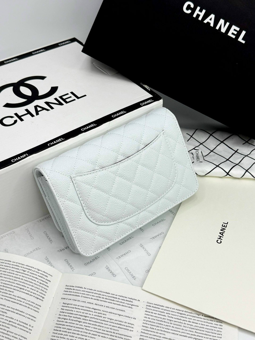 chanel сумка,сумка chanel женская,женская сумка с одним плечом chanel woc телячья кожа 19cm chanel 531162037,клатч chanel,белая кожаная сумочка chanel woc