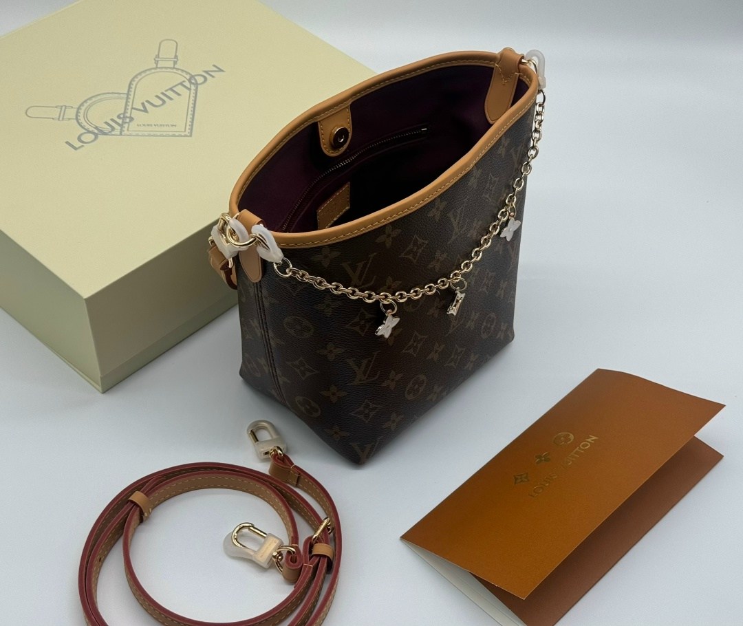 женская сумка louis vuitton,louis vuitton сумка на плечо,сумка louis vuitton,сумка луи виттон,сумка louis vuitton c тканевым ремнем и косметичкой