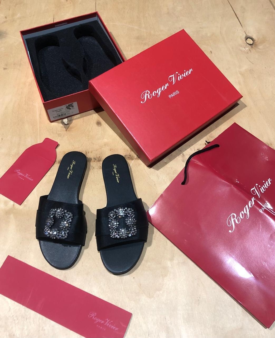 ,босоножки феррагамо,босоножки женские,шлепанцы женские,тапочки валентино