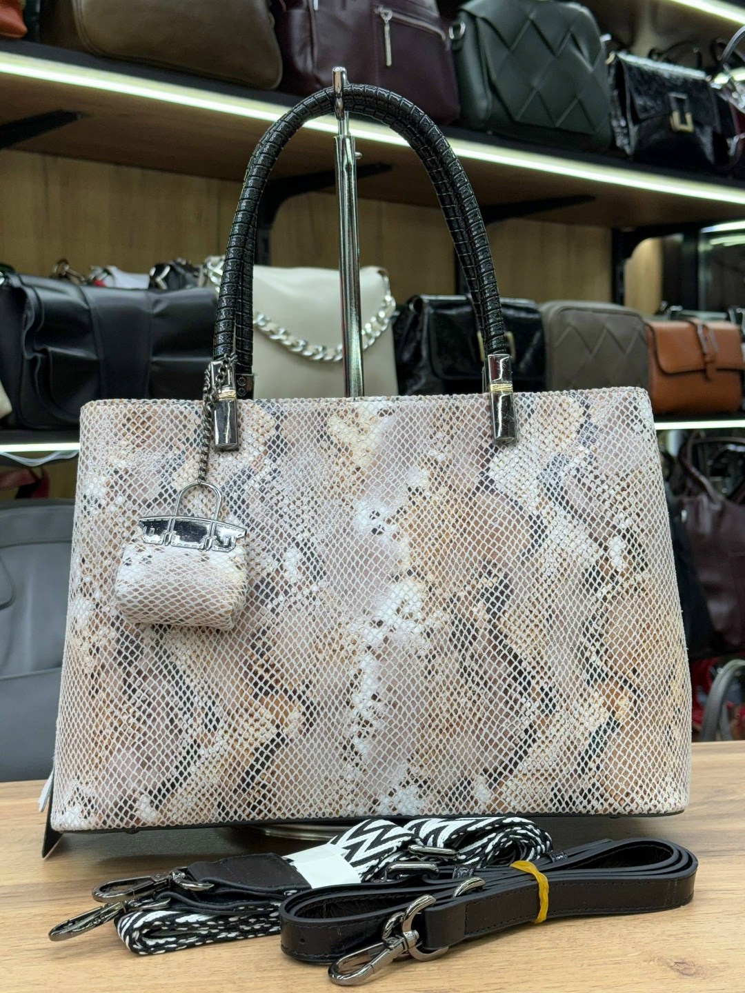 сумка женская,сумка,модная сумка,сумка женская кожаная,женская сумка из кожи питона