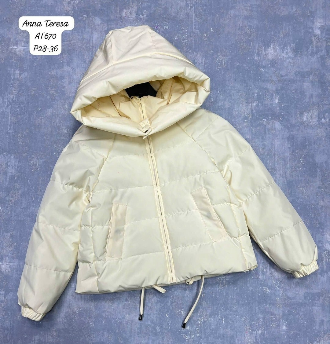 демисезонная куртка,куртка,женская куртка,осенняя куртка,короткая куртка