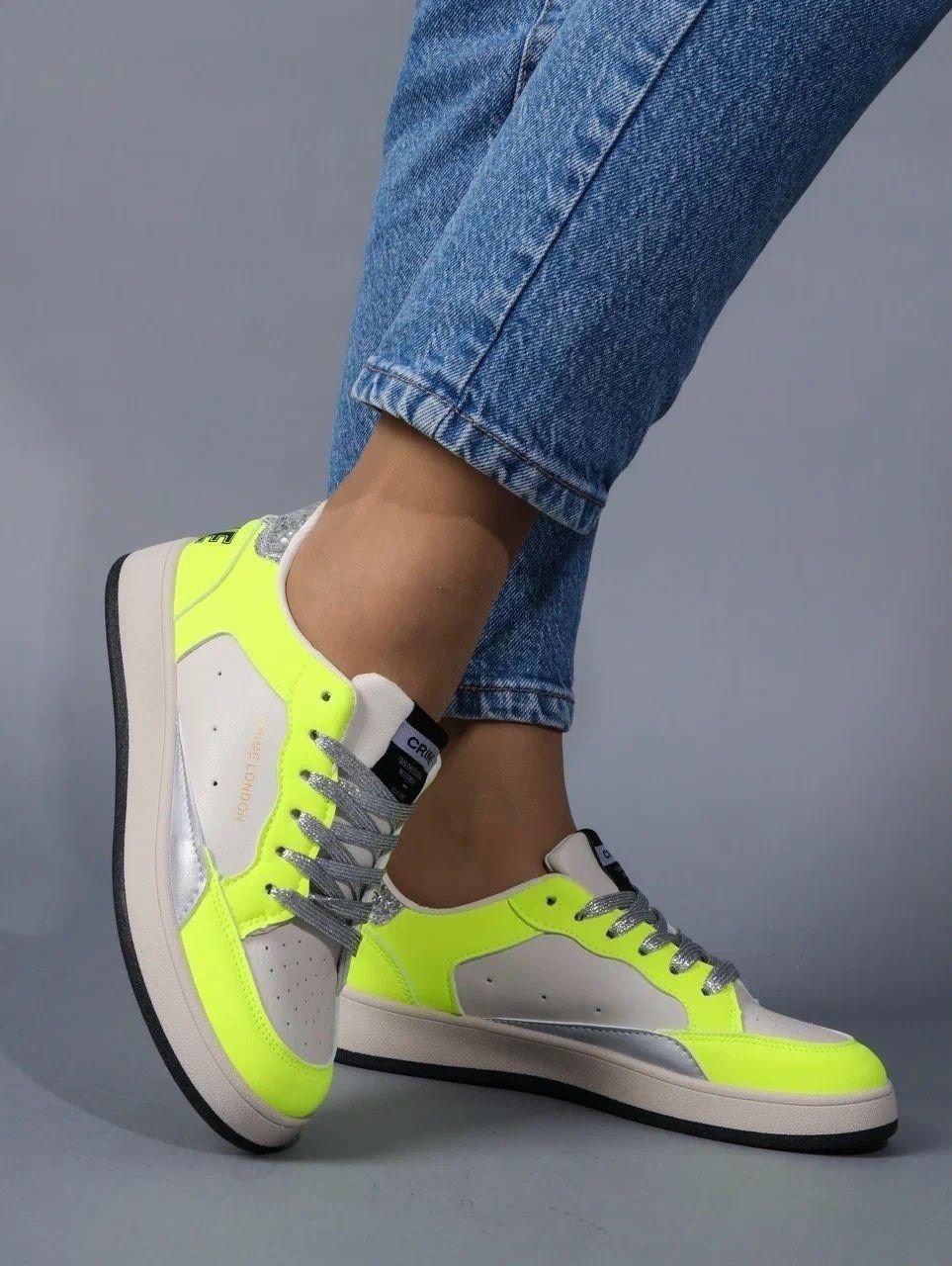 ,женские кроссовки,спортивная ,кроссовки кеды,модные кроссовки