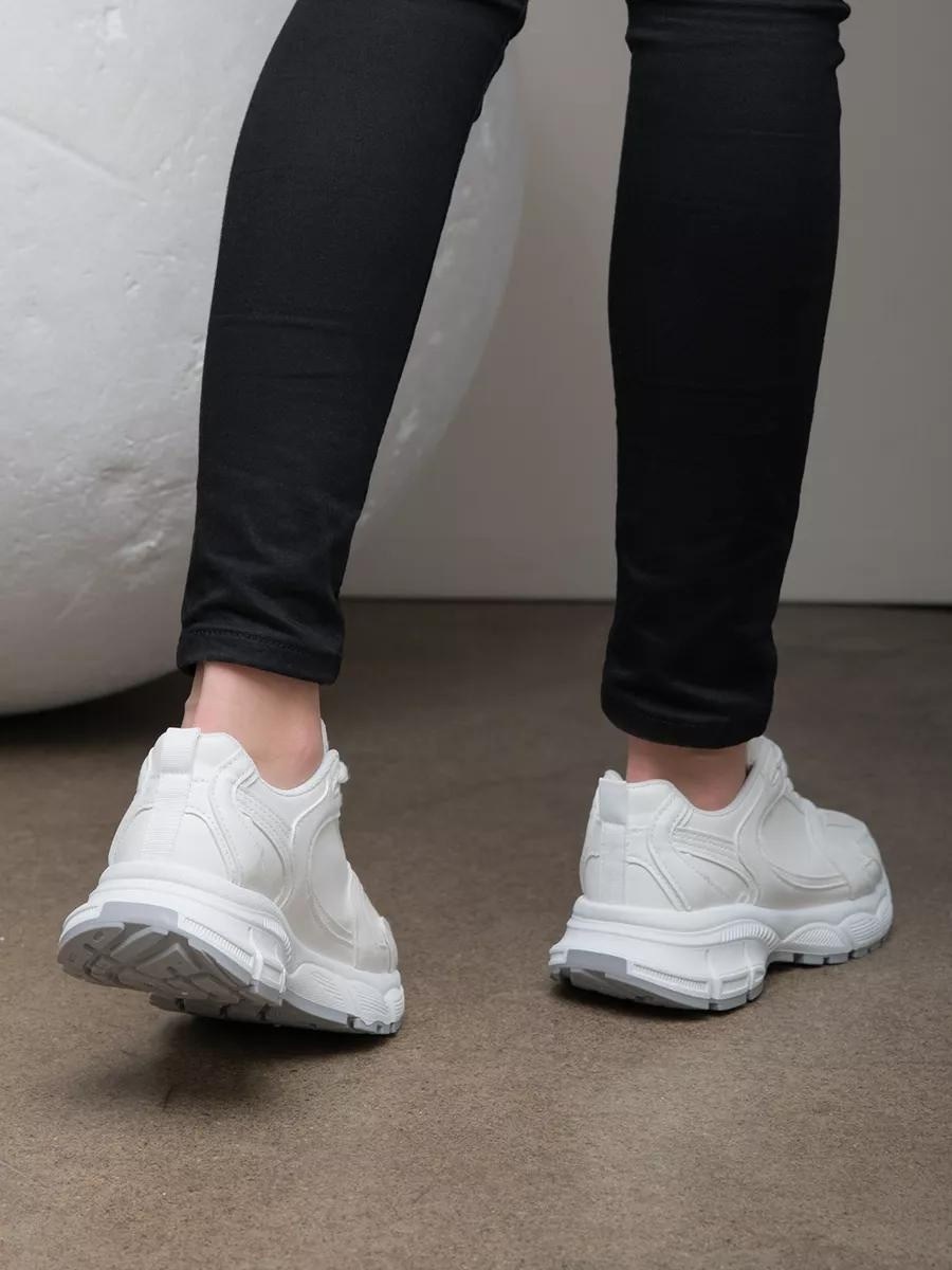 женские массивные кроссовки,кроссовки женские белые спортивные на высокой,кроссовки женские белые,кроссовки белые спортивные на высокой подошве,женские кроссовки