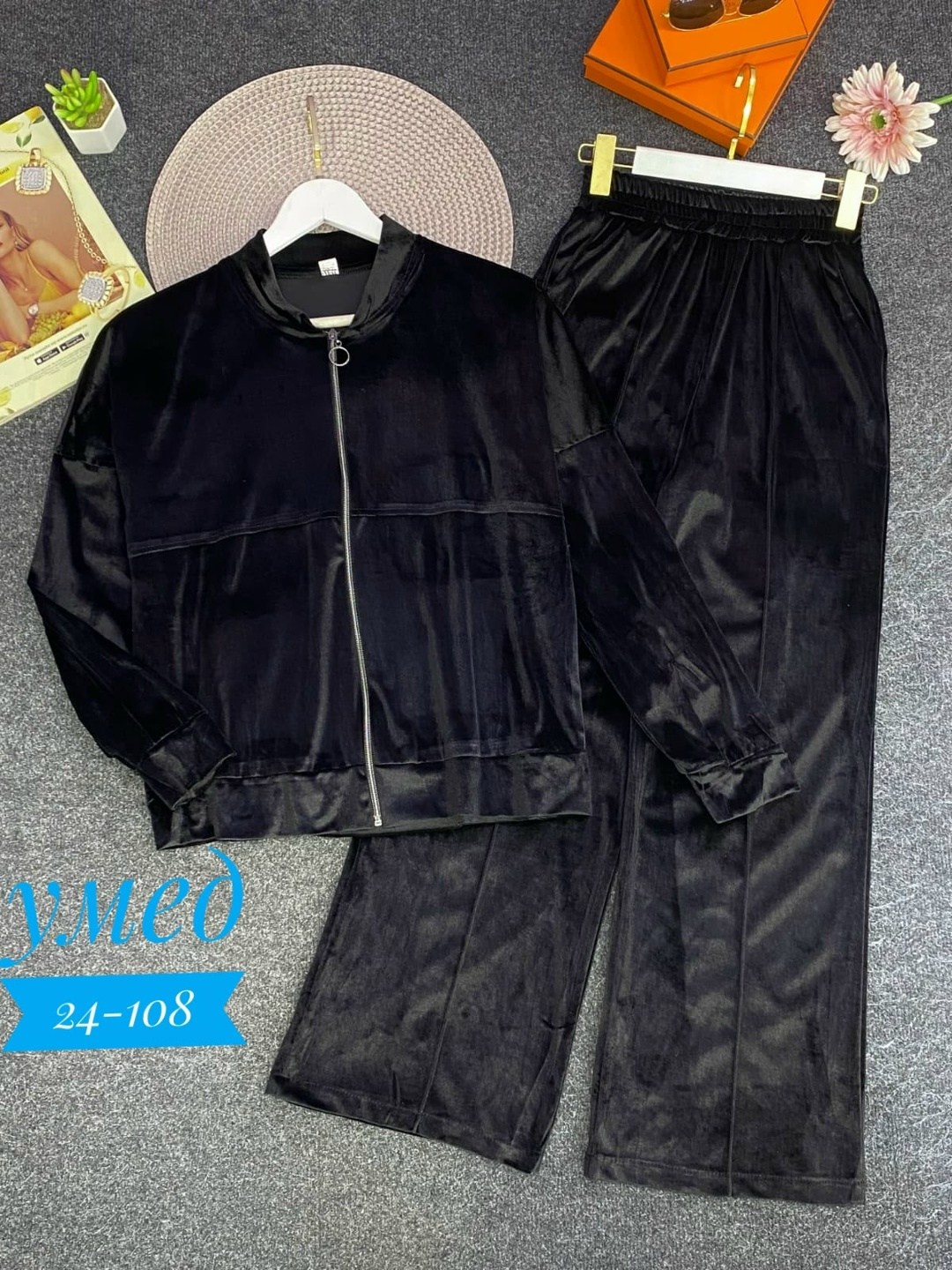 женский велюровый костюм,велюровый спортивный костюм,костюм велюровый,костюм женский,костюм велюр