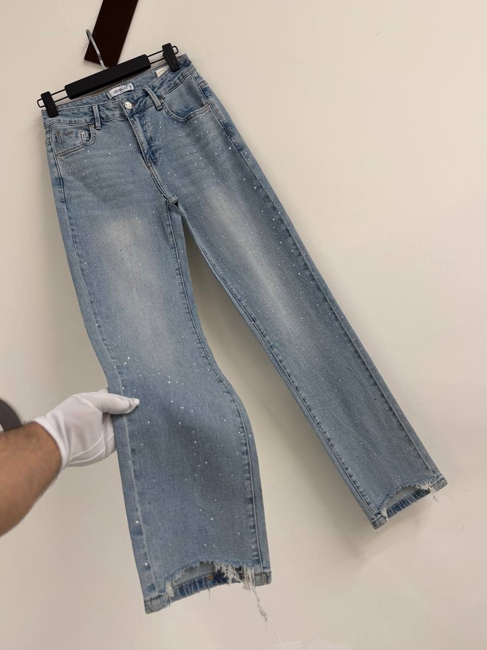 джинсы со стразами,женские джинсы,джинсы со стразами женские,стильные джинсы,модные джинсы