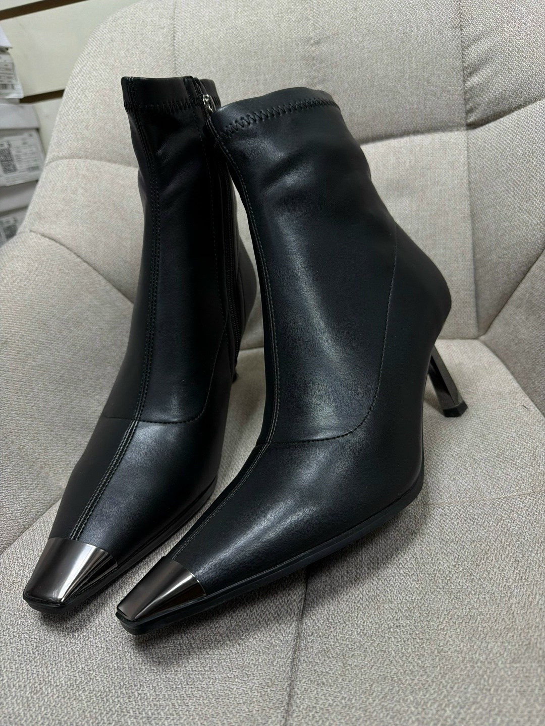 ботильоны женские,женские ботильоны на высоком каблуке с острым носком,женские ботильоны celine,женские ботильоны из натуральной кожи,