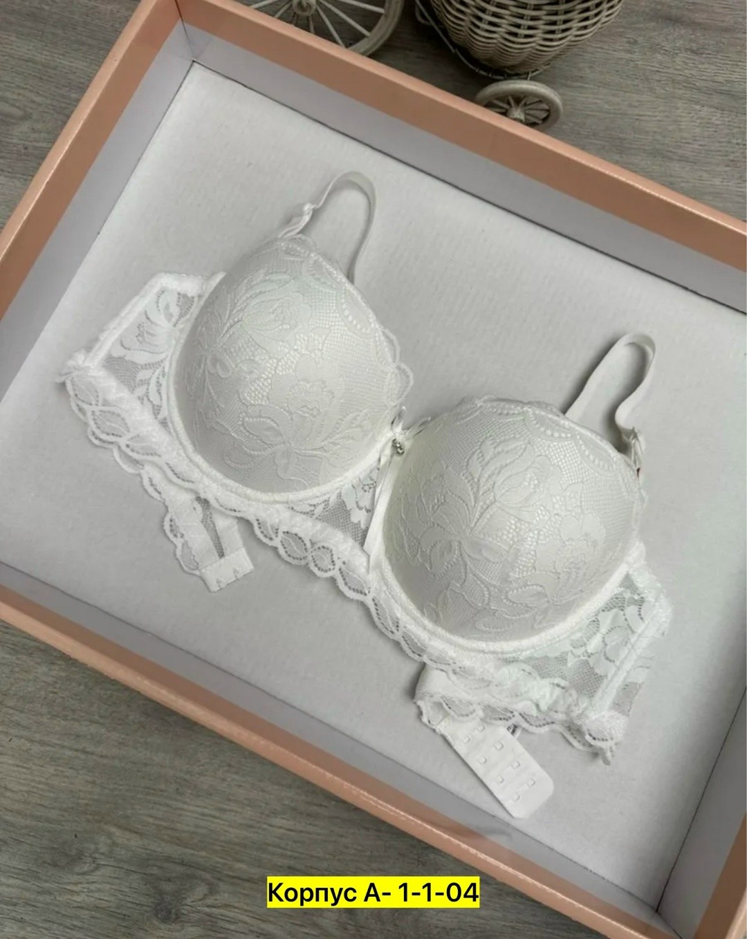женское нижнее белье бюстгальтер,нижнее белье бюстгальтер,женский бюстгальтер,бюстгальтер,нижне бельё женское