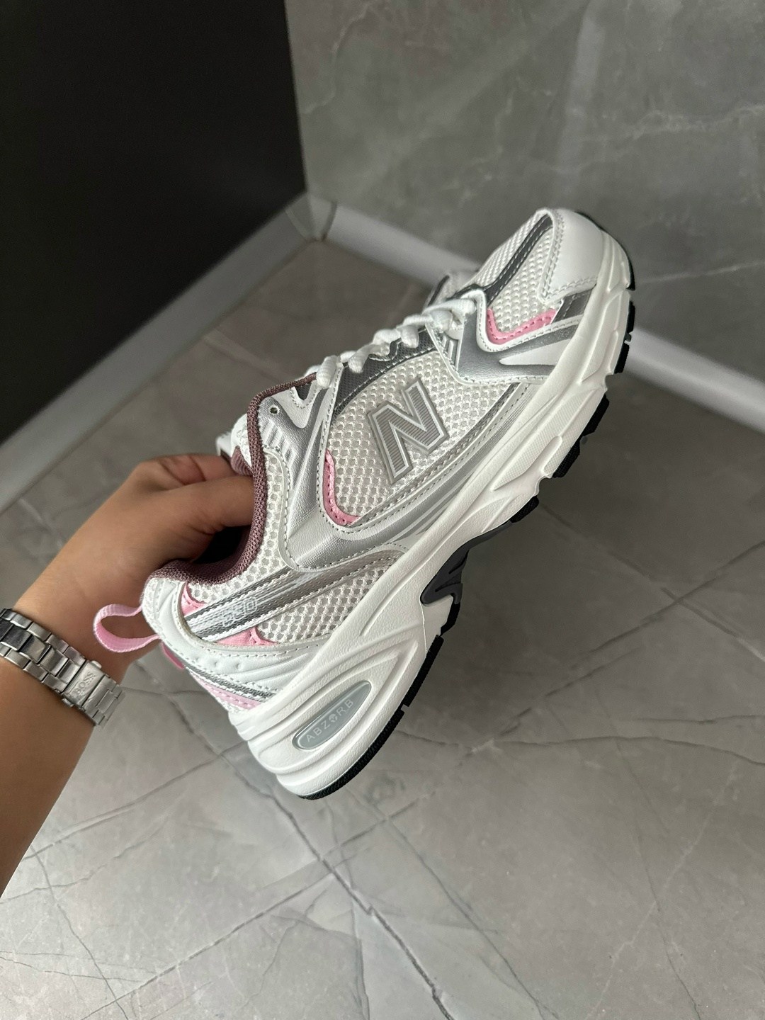 кроссовки new balance 530,кроссовки new balance 530 white silver,кроссовки new balance,женские кроссовки new balance,кроссовки женские new balance 530