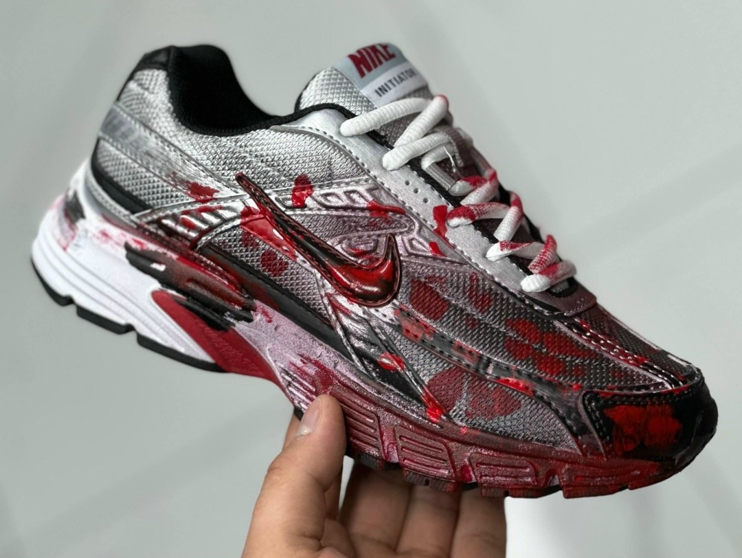 кроссовки nike initiator,кроссовки nike,мужские беговые кроссовки nike initiator,кроссовки для бега initiator мужчин с низким верхом красные черные серебристые nike,nike initiator кроссовки мужчины