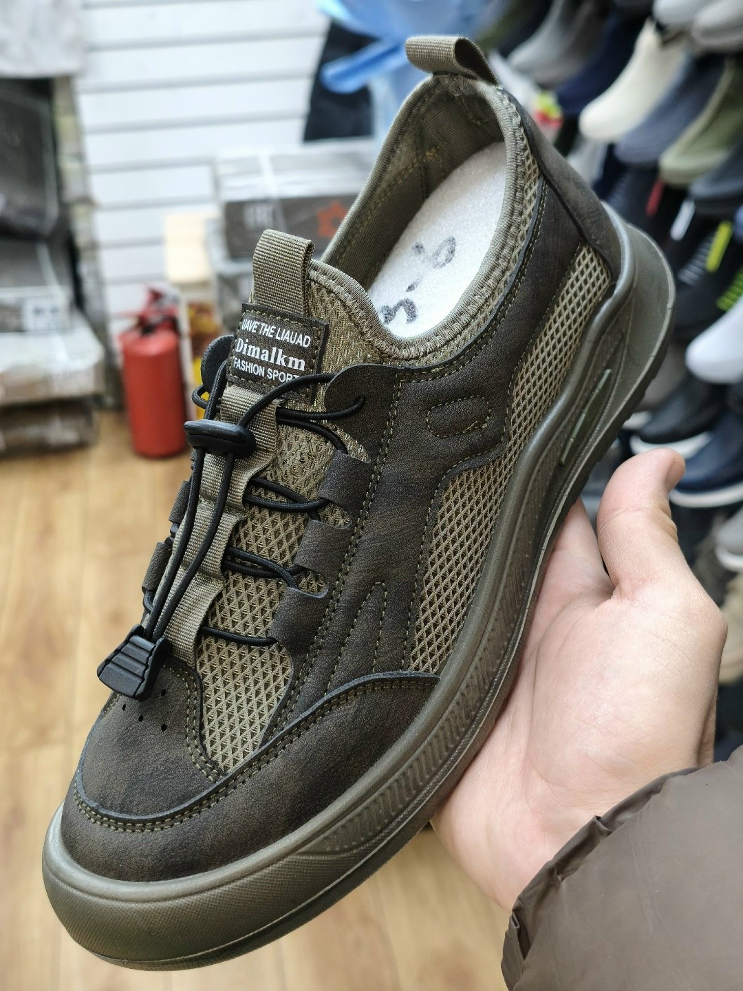 ,полуботинки мужские,спортивная ,мужские кроссовки,кроссовка мужской
