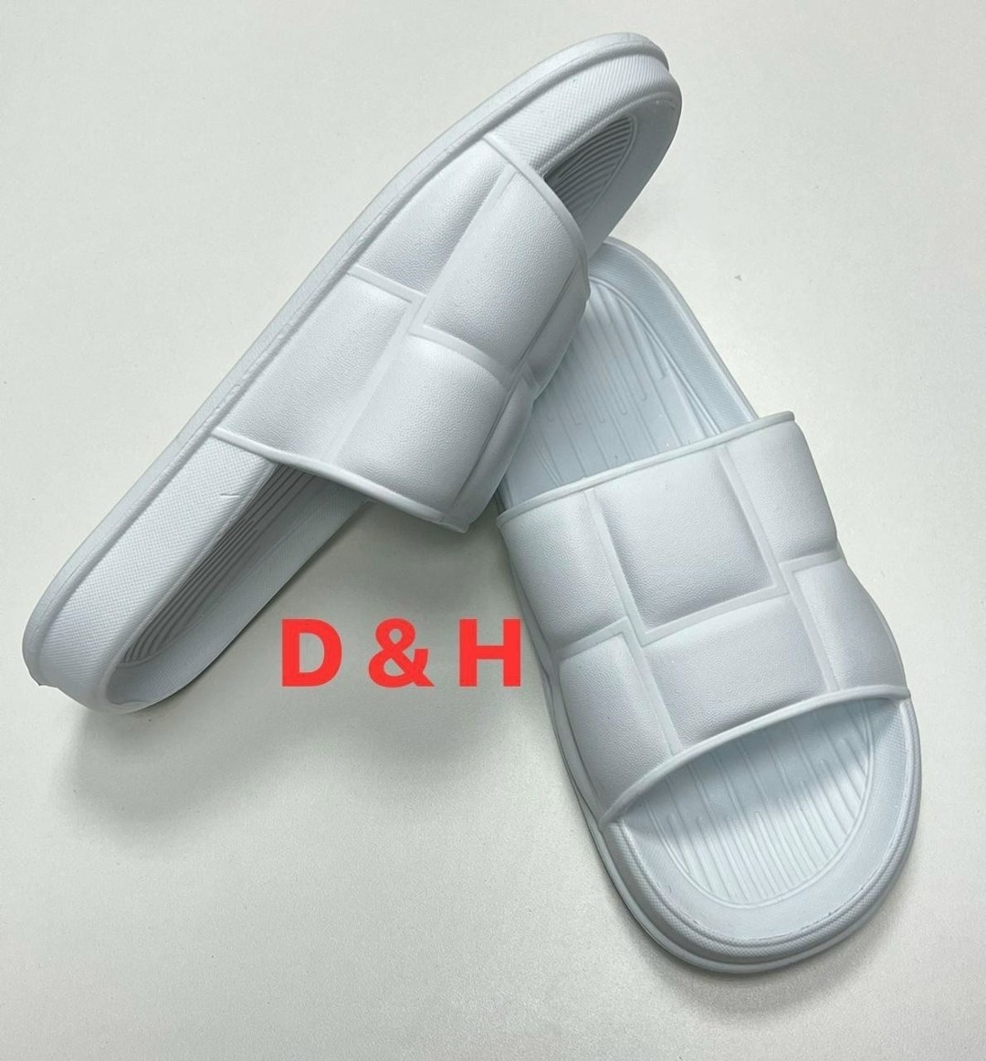 шлепанцы женские,модные тапочки,,летние тапочки,белые шлепанцы