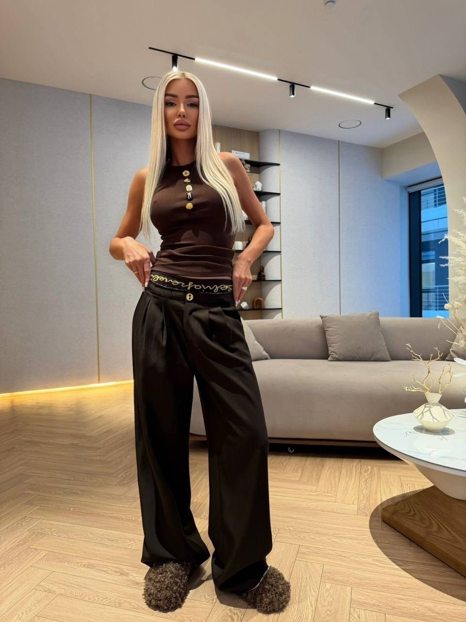 брюки женские широкие,брюки с высокой талией,широкие брюки,брюки модные,стильные брюки