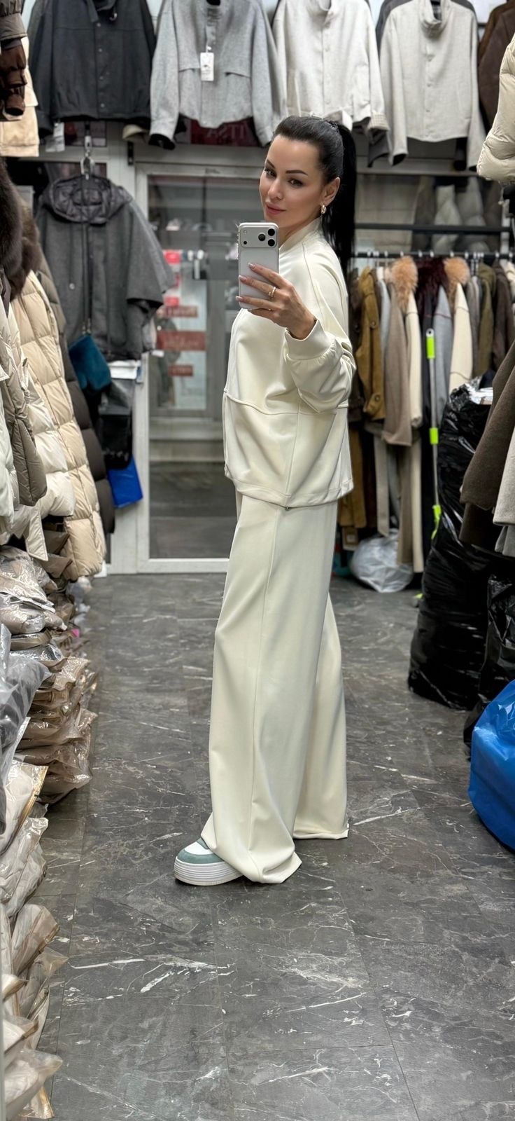 брючный костюм,костюм молочный,костюм спортивный,костюм с брюками,костюм спорт шик