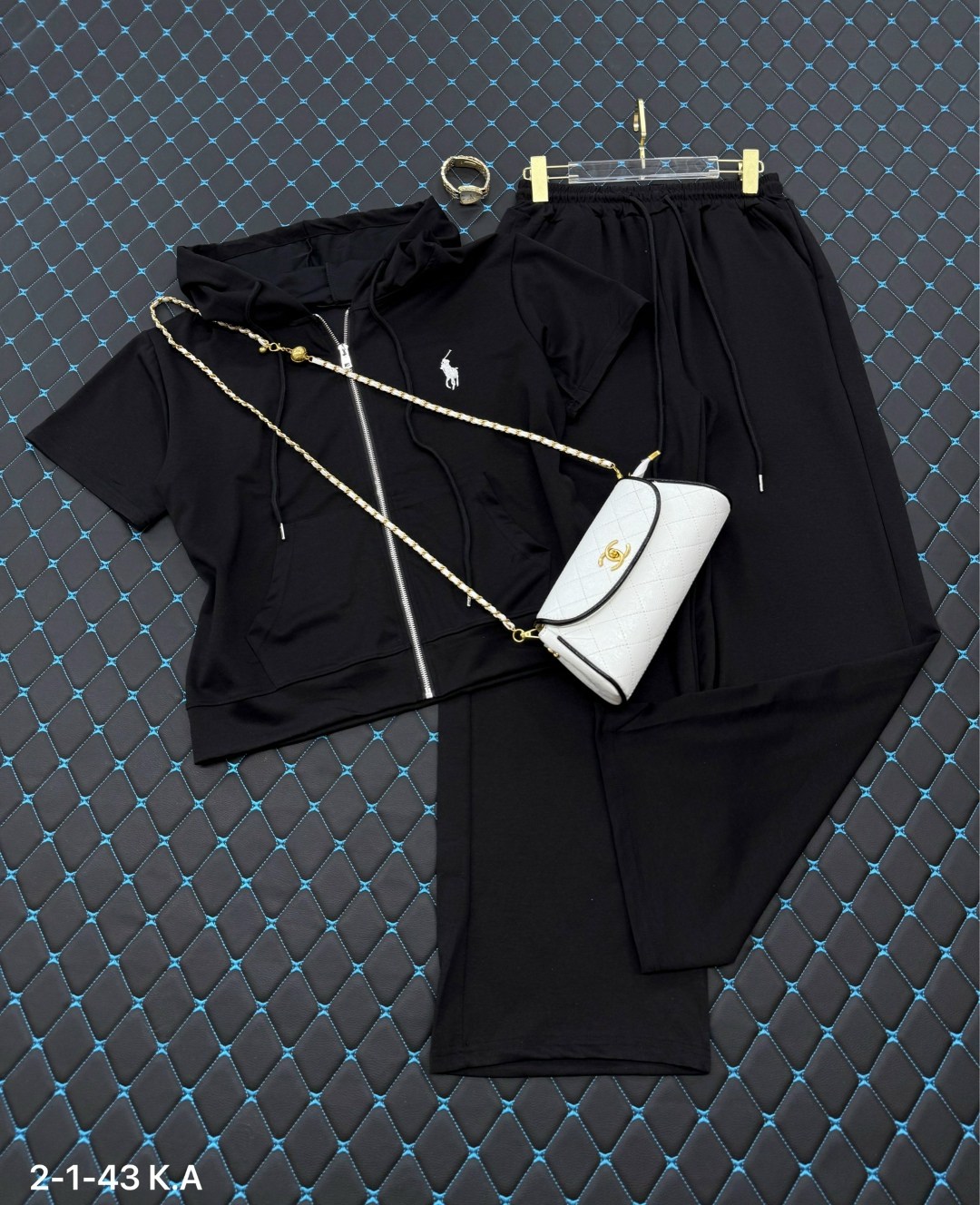 женский костюм,костюм двойка,костюм бежевый,костюм трикотажный,костюм двойка женская