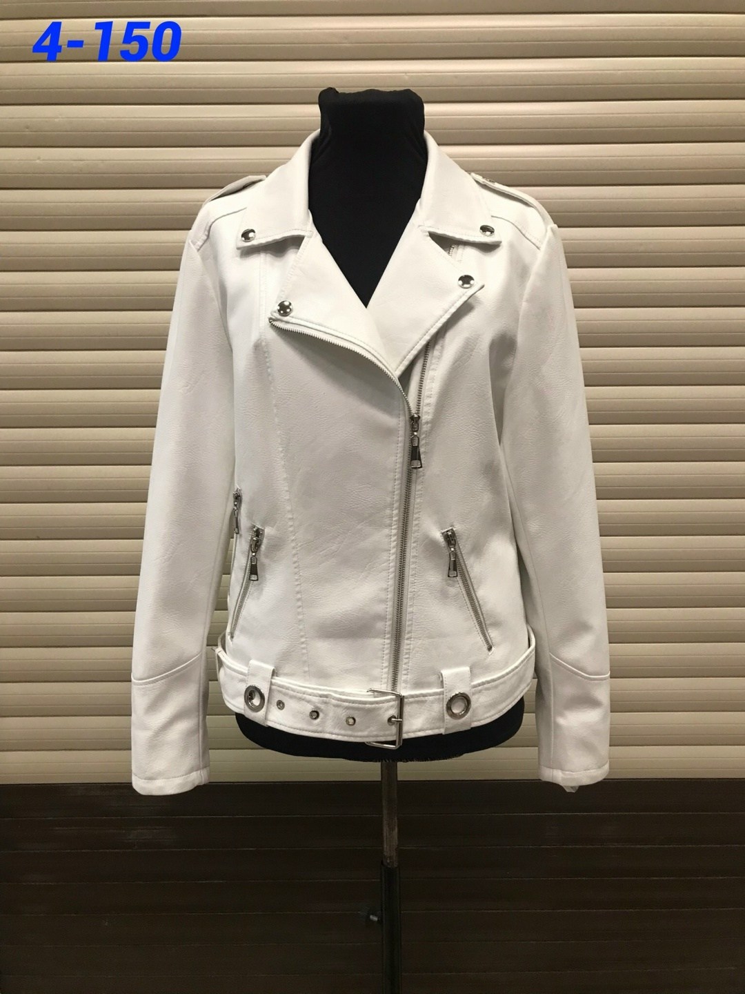 куртка косуха,белая кожаная куртка женская,кожаная куртка женская,куртка,белая кожаная куртка