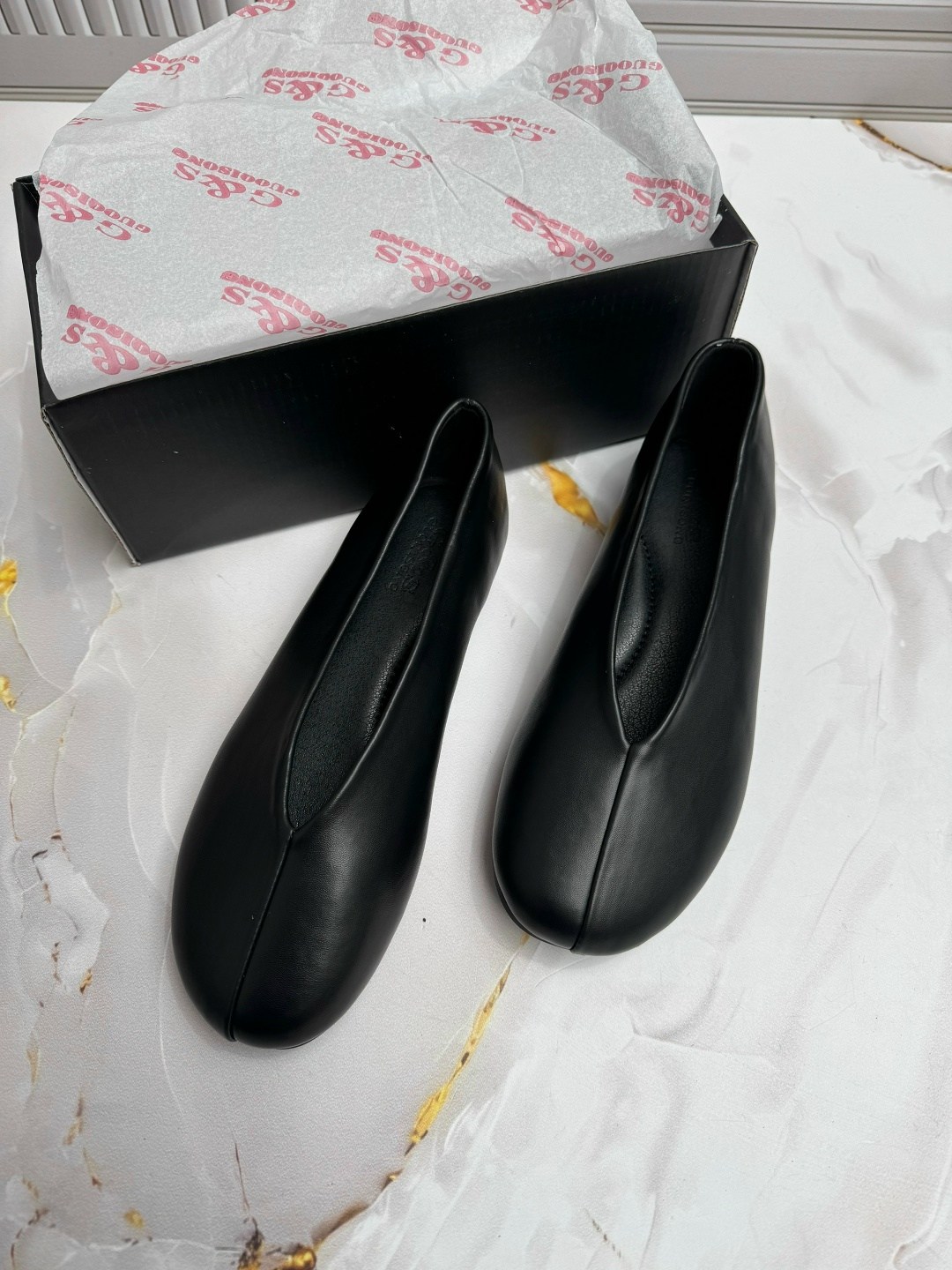 ,черные балетки,кожаные балетки,балетки женские,закрытые балетки