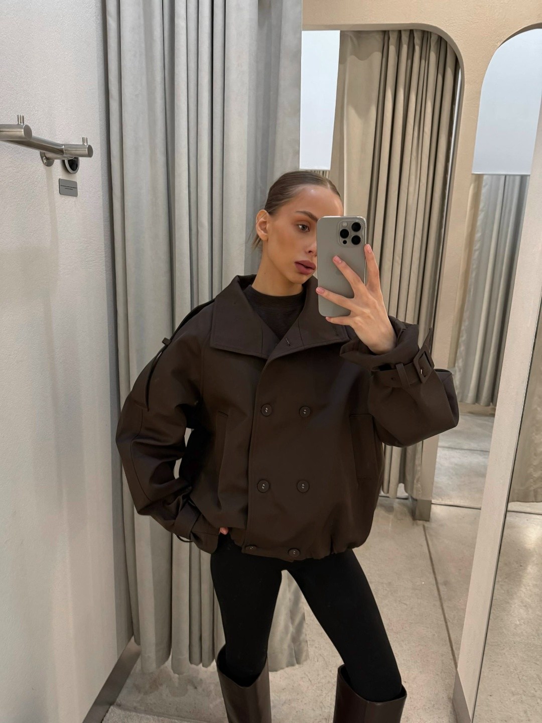 повседневная куртка,куртка свободного кроя,женская куртка,бежевая куртка,куртка