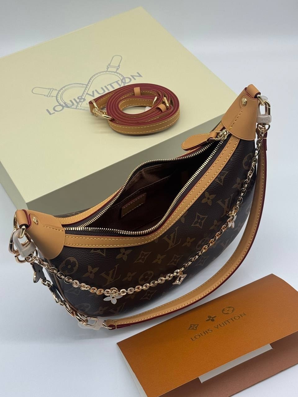 сумка louis vuitton женская,cумка louis vuitton,сумка луи виттон,сумка луи виттон полумесяц,сумка на плечо louis vuitton