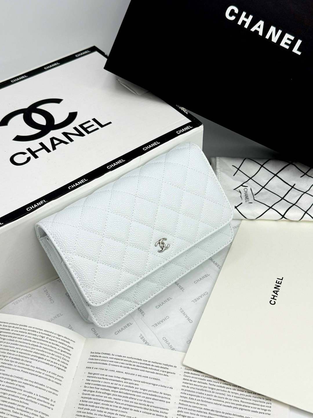chanel сумка,сумка chanel женская,женская сумка с одним плечом chanel woc телячья кожа 19cm chanel 531162037,клатч chanel,белая кожаная сумочка chanel woc
