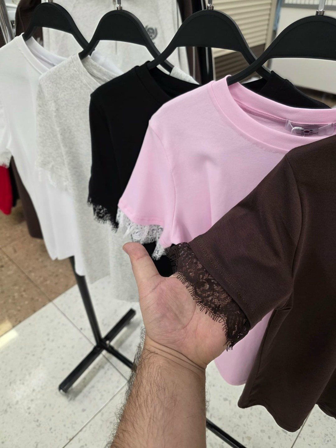 футболки женская,женская кофта,футболки модные,летние футболки,футболка с оборками