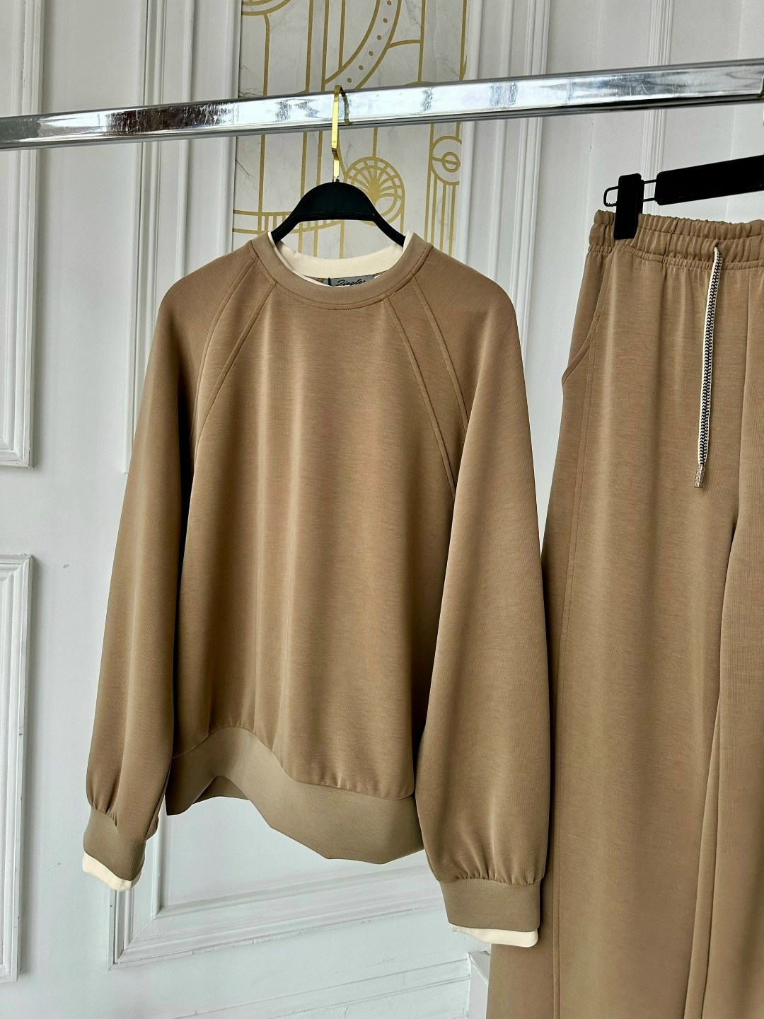 костюм женский с брюками палаццо,костюм брючный,костюм бежевый,трикотажные костюмы,светло-коричневый костюм женский с брюками палаццо