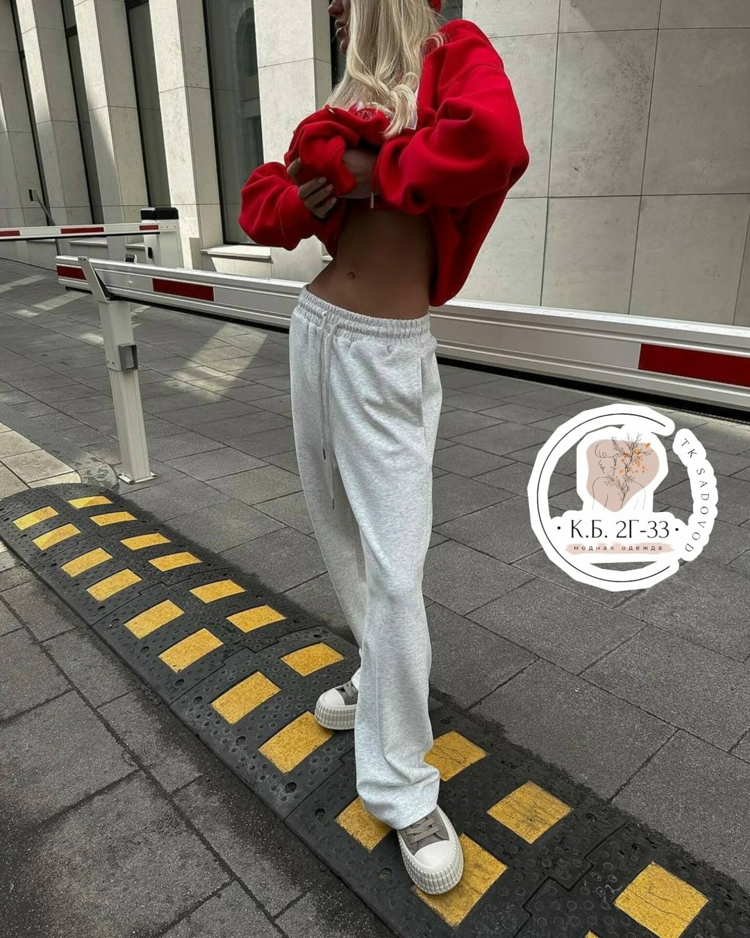 яркий свитшот,спортивный женский костюм на флисе,свитшот женская,женские костюмы спортивные,толстовка оверсайз