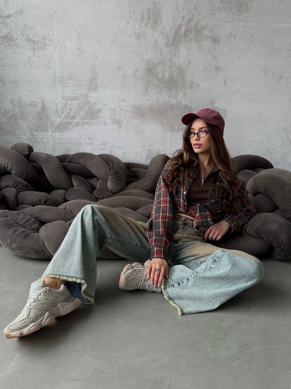 джинсы модные,женские джинсы,брюки джинсы,широкие джинсы,джинсы голубые