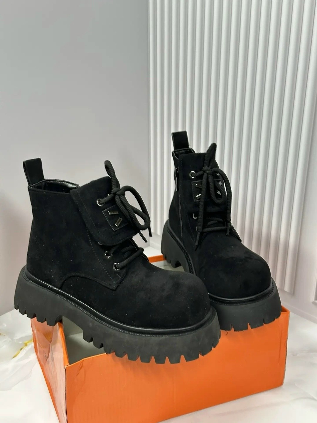 ботинки balenciaga на массивной подошве,,ботинки женские,ботинки,ботинки женские зимние