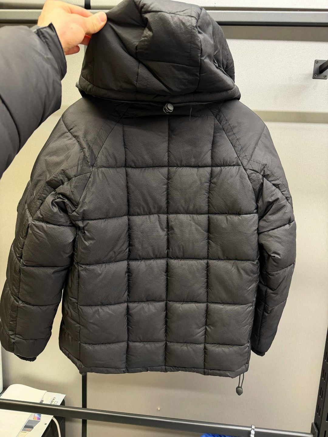мужская водоотталкивающая серая куртка пуховик,серая мужская теплая куртка пуховик,мужская куртка зимняя,куртка пуховик серая,куртка теплая