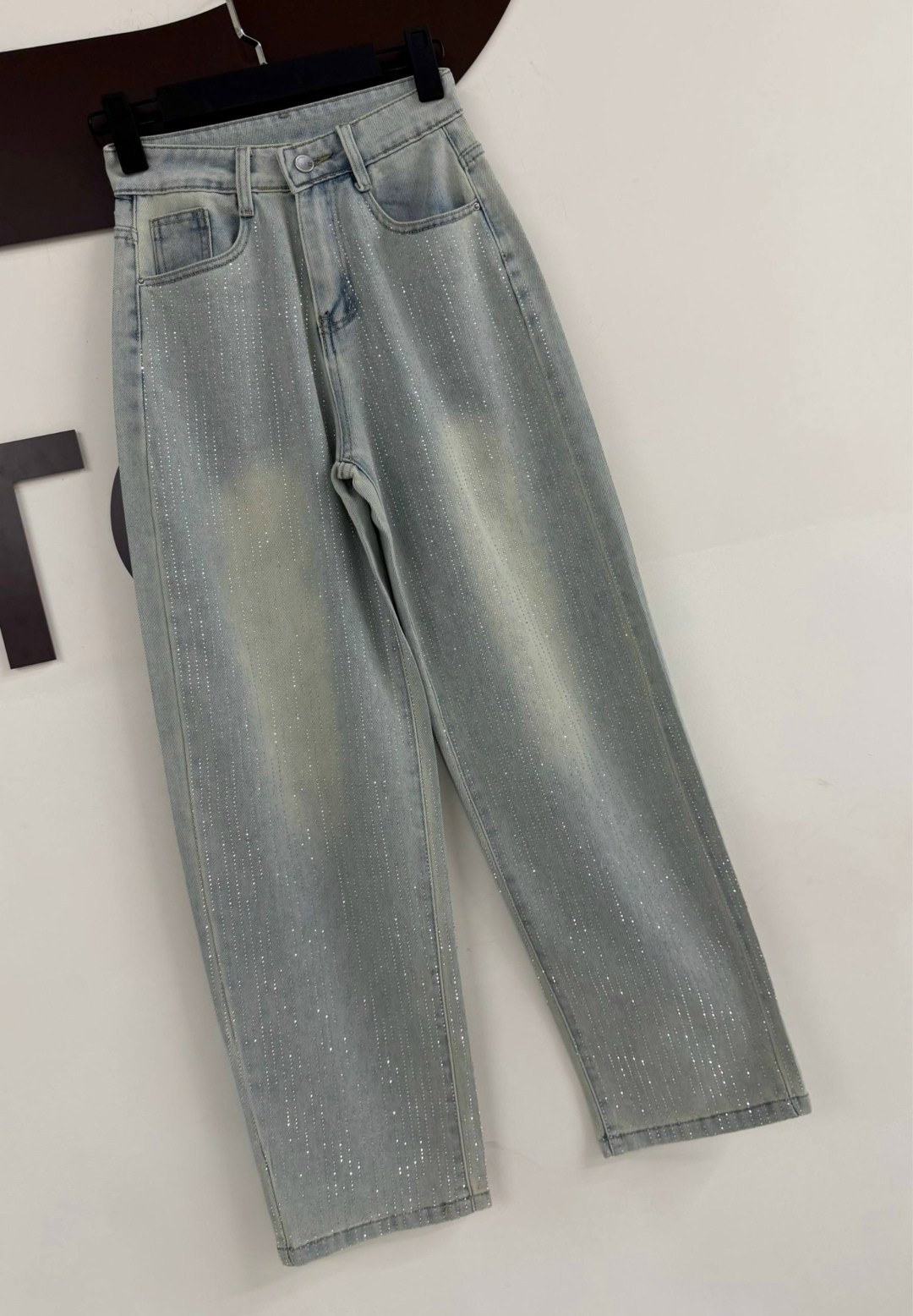 женские джинсы,модные джинсы,стильные джинсы,джинсовые брюки,джинсы широкие