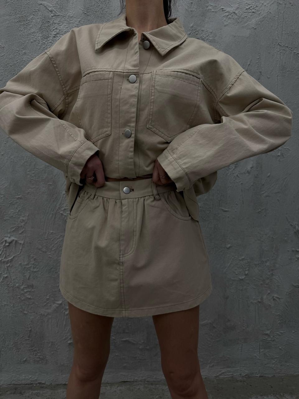 бежевый костюм,куртка джинсовая,костюм с юбкой,куртка джинсовая женская,женский костюм