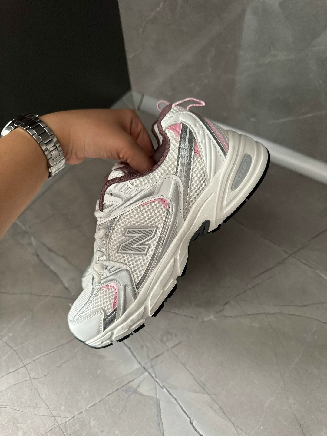 кроссовки new balance 530,кроссовки new balance 530 white silver,кроссовки new balance,женские кроссовки new balance,кроссовки женские new balance 530