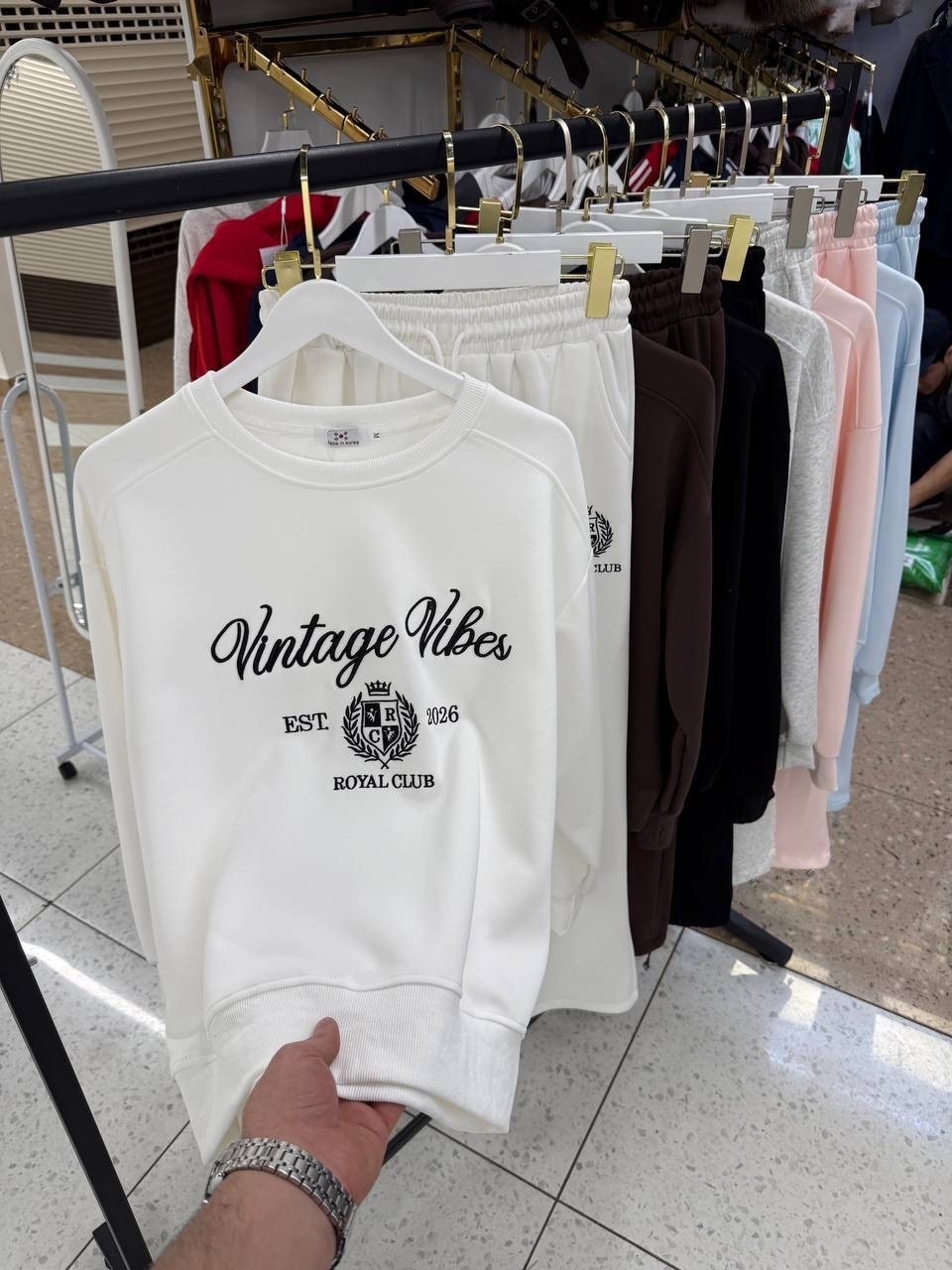 свитшот с принтом без начеса,женский свитшот,свитшот,женский свитшот с принтом,свитшот оверсайз с начесом