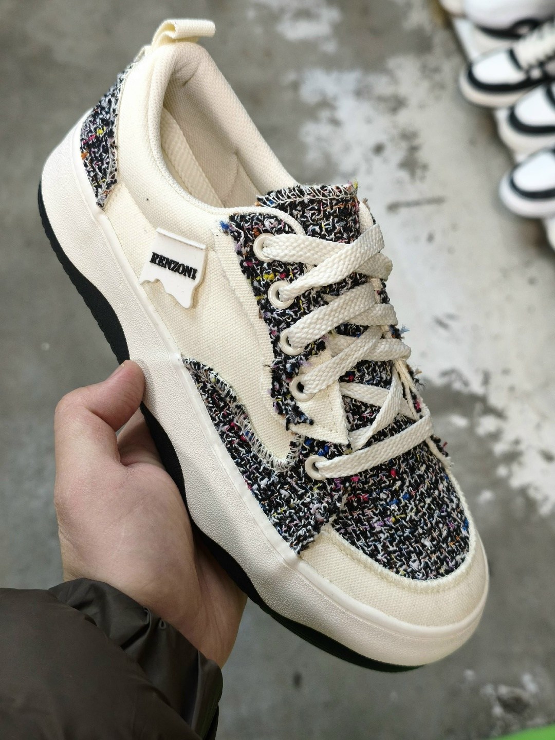 ,кеды maison mihara yasuhiro,maison mihara yasuhiro кроссовки,повседневные кроссовки,парусиновая