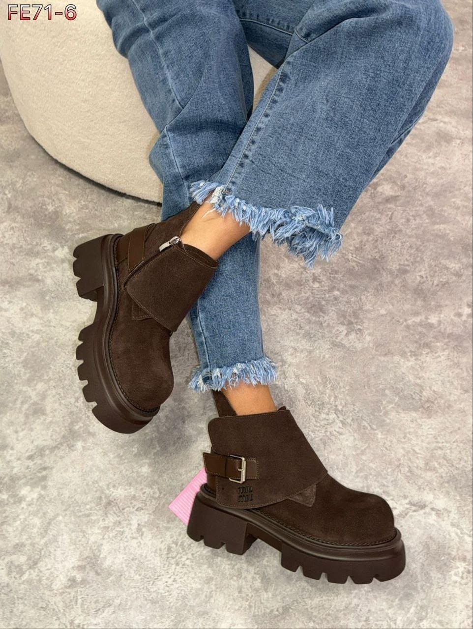 ,ботинки замшевые miu miu,женские ботинки,короткие сапоги,ботинки