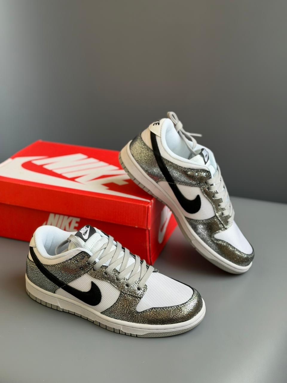 nike dunk silver,nike dunk low,кроссовки,кроссовки найк данк,женские кроссовки nike dunk low golden gals