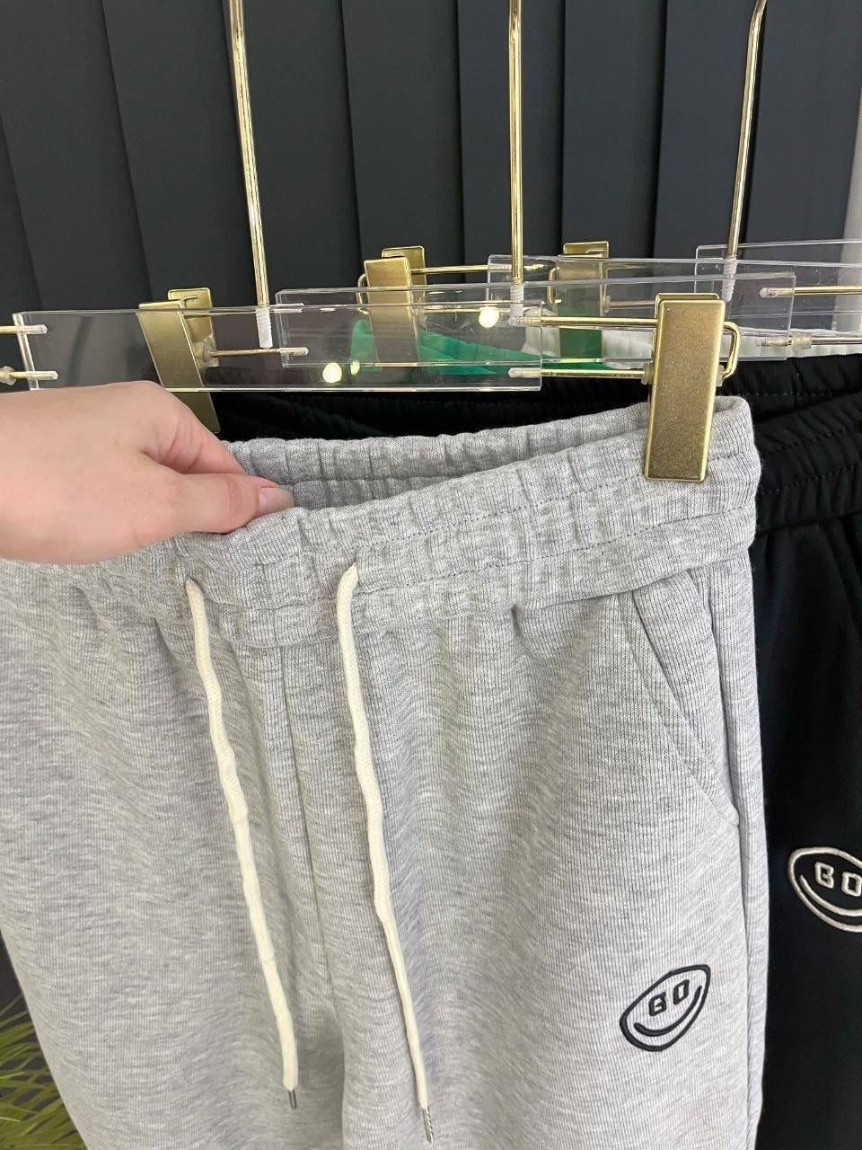 штаны спортивные,женские спортивные штаны,штаны модные,брюки спортивные,брюки спортивные женская