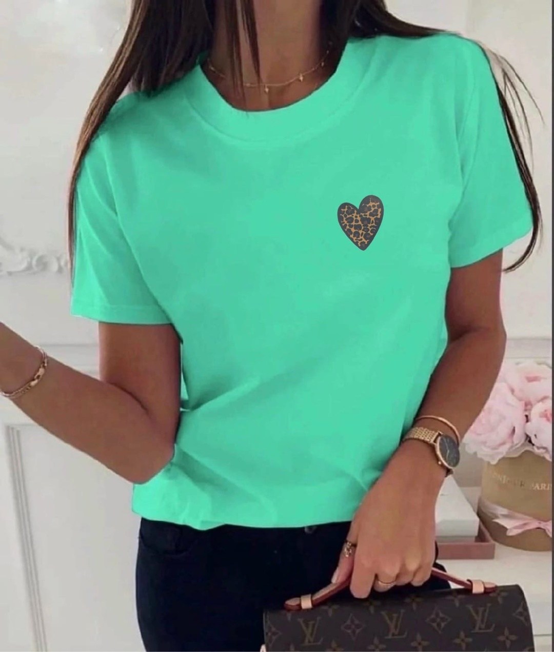 футболки женская,женские футболки с принтом,футболка зелено,модная женская футболка,футболки базовая