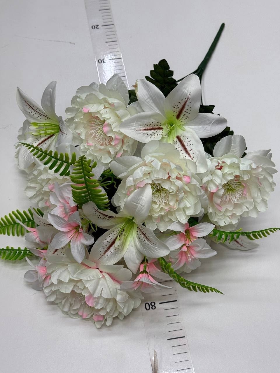 букет лилии,искусственные лилии,искусственные цветы лилии,букет из лилии,лилии искусственные букеты