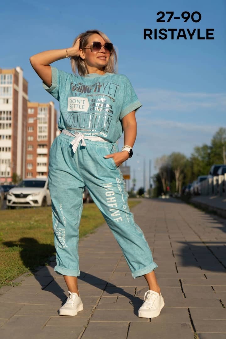 костюмы голубые,стильные костюмы,костюм двойка женская,летние костюмы,легкий летний костюм