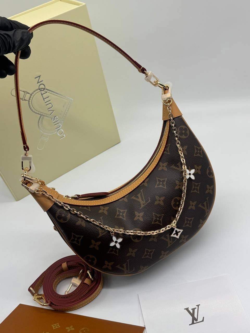 сумка louis vuitton женская,cумка louis vuitton,сумка луи виттон,сумка луи виттон полумесяц,сумка на плечо louis vuitton