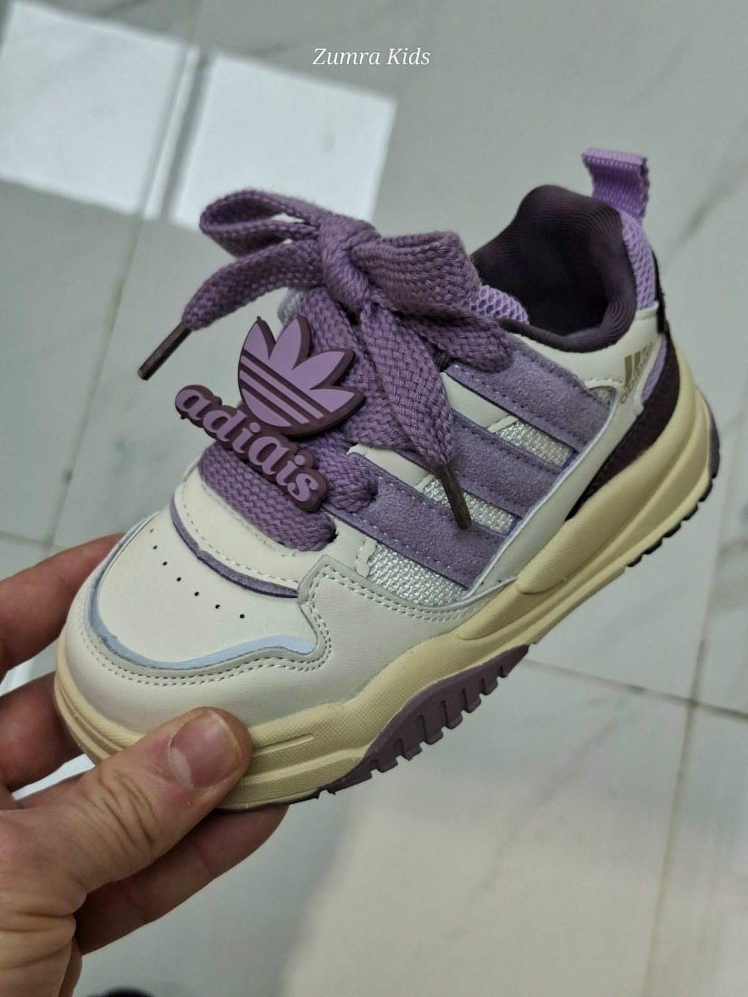 кроссовки,женские кроссовки adidas,adidas кроссовки,детские кроссовки,кроссовки подростковые