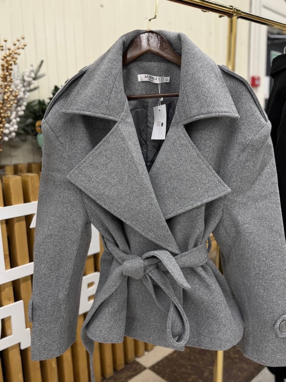 женское пальто,пальто,полупальто,модное пальто,пальто с поясом