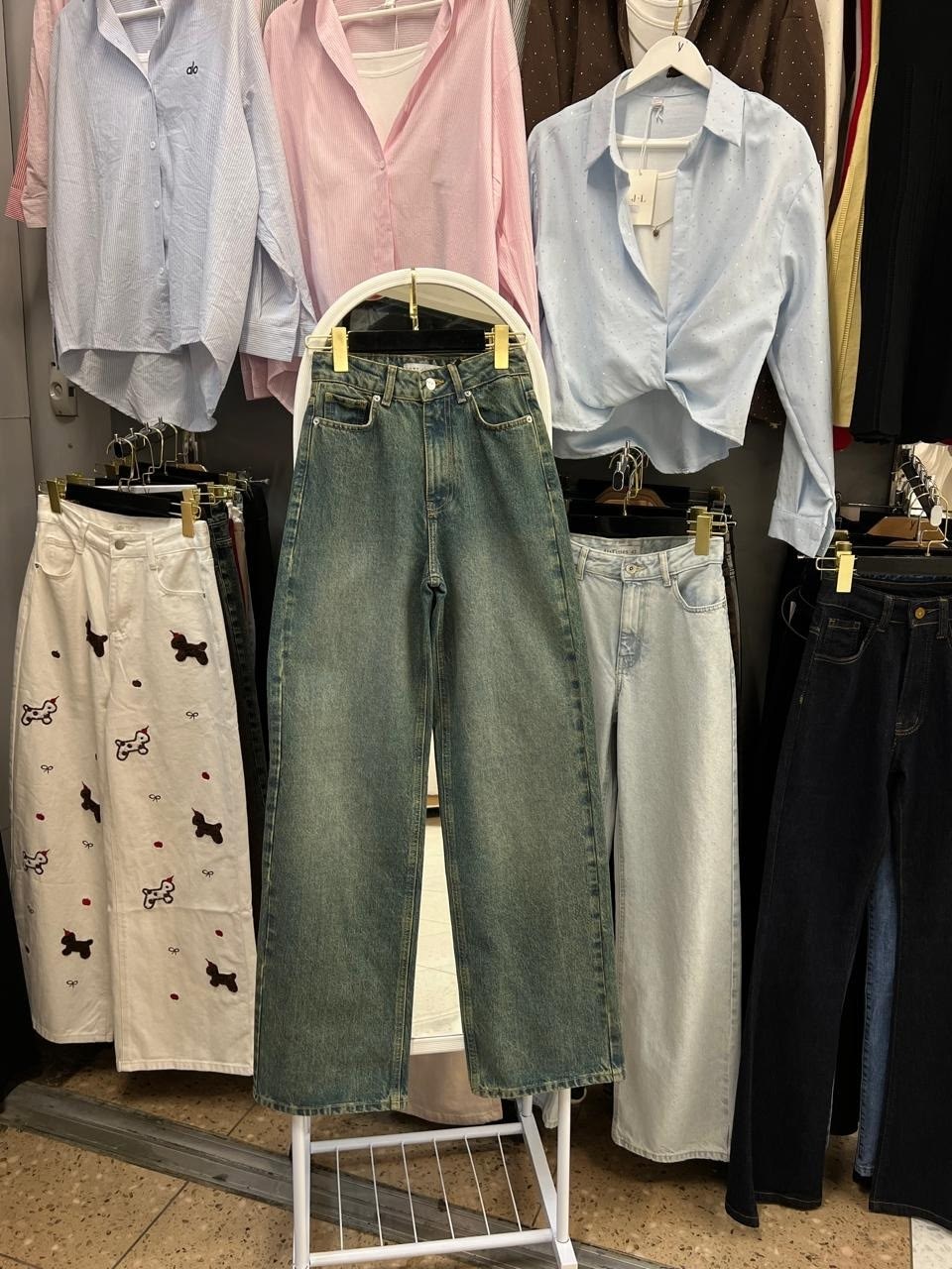 женские джинсы,джинсы,модные джинсы,джинсы широкие