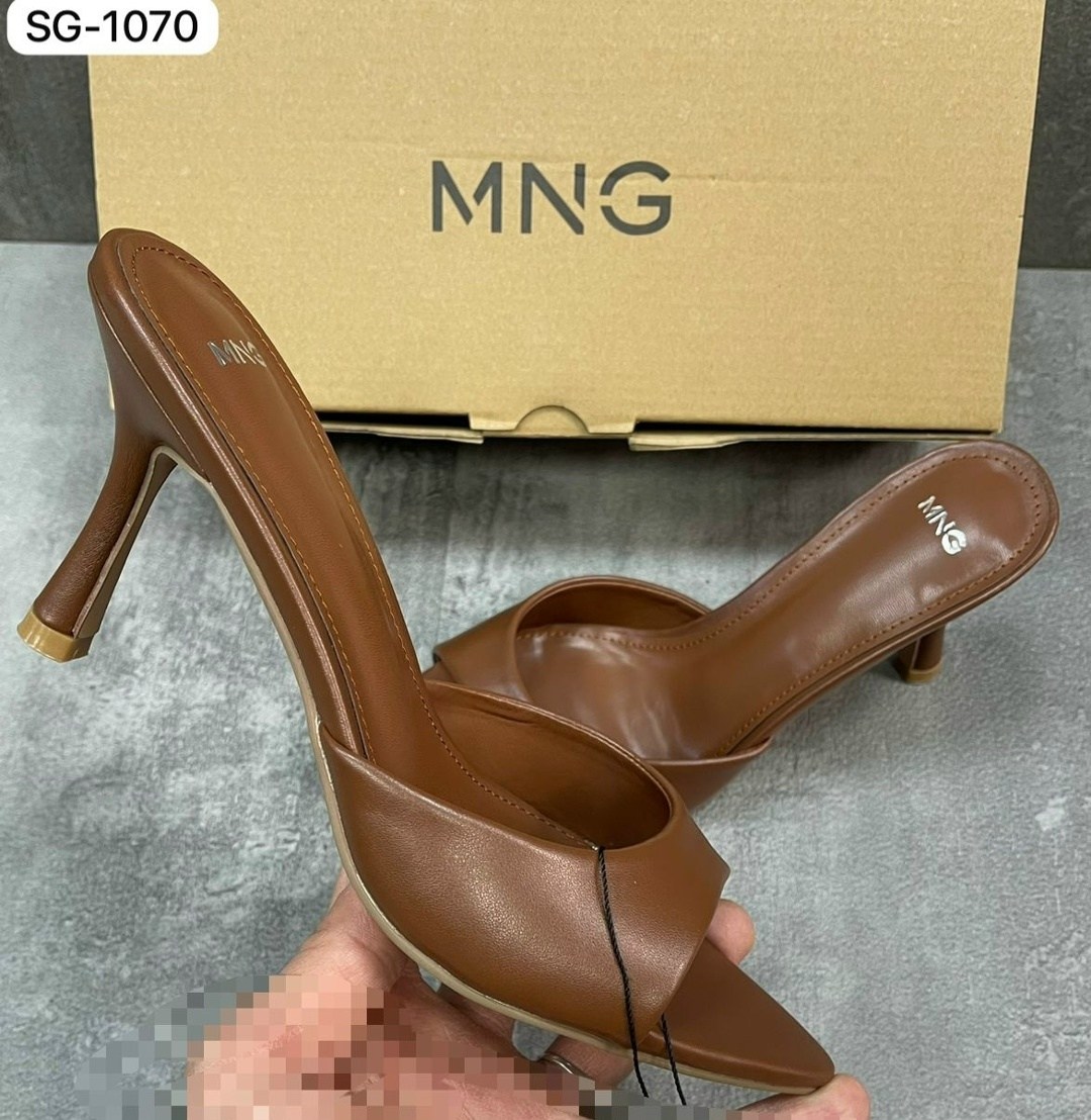 ,каблуки босоножки,женские шлепанцы,туфли прада женские 2026, женская